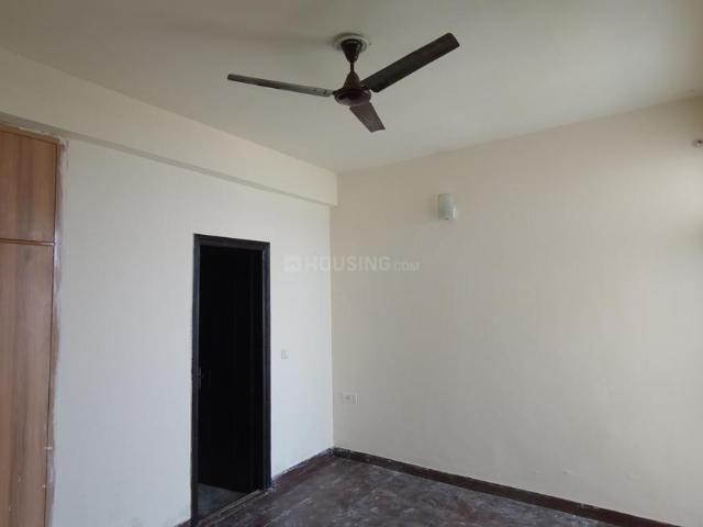 2.5 BHK Apartment in Indirapuram for rent Ghaziabad. The reference number is 21362227