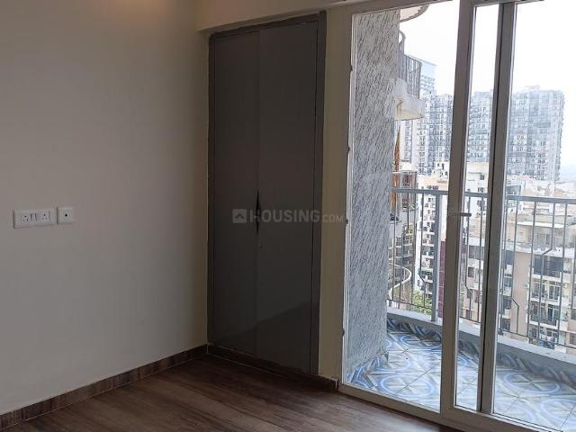 2.5 BHK Apartment in Indirapuram for resale Ghaziabad. The reference number is 19757985