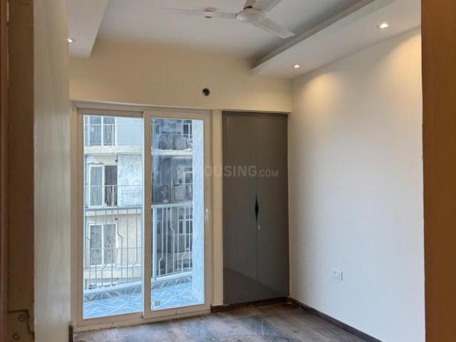 2.5 BHK Apartment in Indirapuram for resale Ghaziabad. The reference number is 21151804