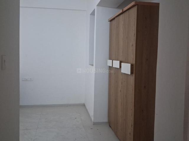 2.5 BHK Apartment in Jagatpur for rent Ahmedabad. The reference number is 20704827