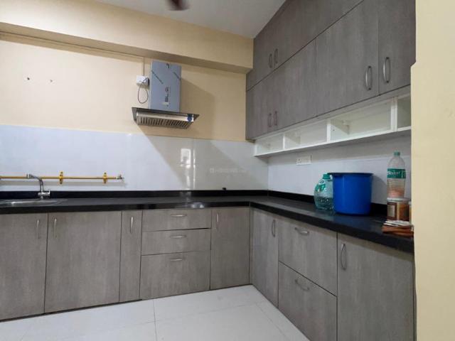 2.5 BHK Apartment in Jagatpur for rent Ahmedabad. The reference number is 21002357