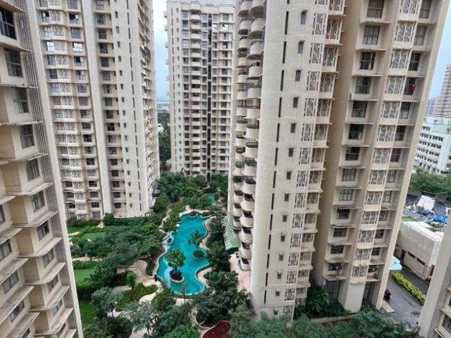 2.5 BHK Apartment in Jogeshwari West for rent Mumbai. The reference number is 21067817