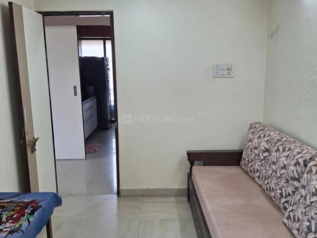 2.5 BHK Apartment in Kandivali East for rent Mumbai. The reference number is 20355607