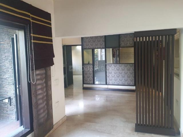 2.5 BHK Apartment in Kalkaji for rent New Delhi. The reference number is 21140775