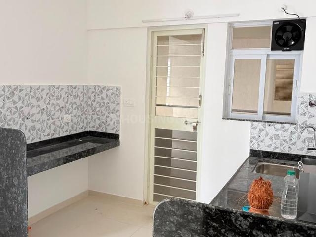 2.5 BHK Apartment in Kharadi for rent Pune. The reference number is 21053958