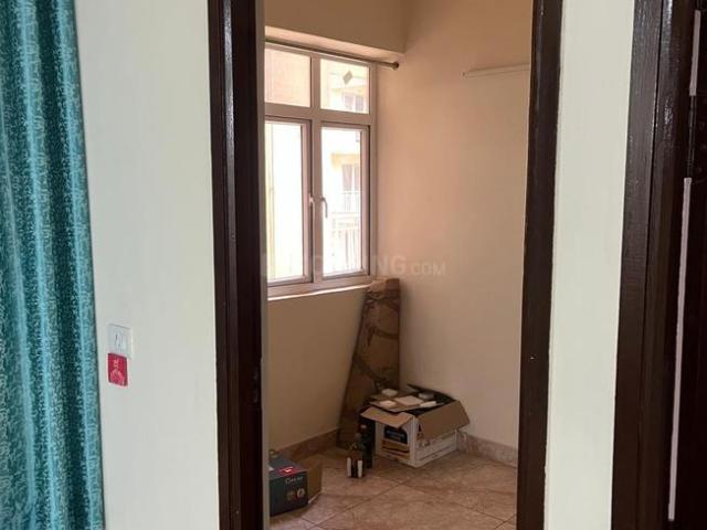 2.5 BHK Apartment in Mahurali for rent Ghaziabad. The reference number is 20487795
