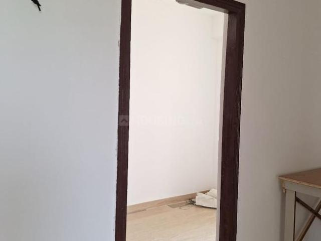 2.5 BHK Apartment in Mahurali for rent Ghaziabad. The reference number is 21162398