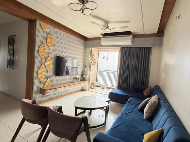 2.5 BHK Apartment in Makarba for rent Ahmedabad. The reference number is 20619881