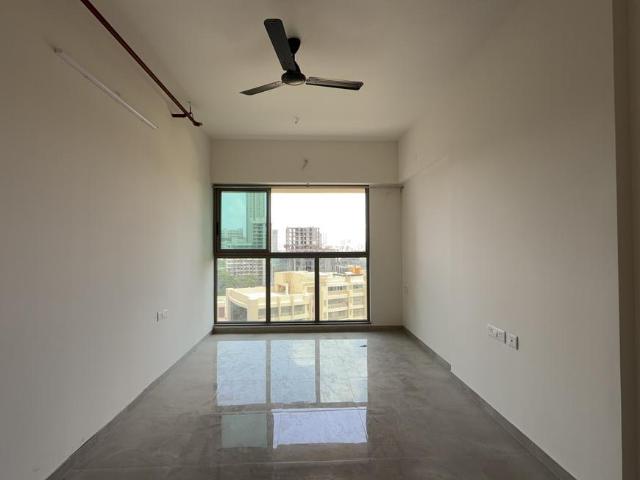 2.5 BHK Apartment in Malad West for rent Mumbai. The reference number is 20468542