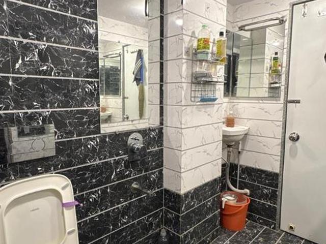 2.5 BHK Apartment in Malad West for rent Mumbai. The reference number is 20586510
