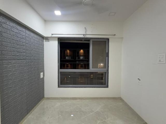 2.5 BHK Apartment in Malad West for rent Mumbai. The reference number is 21154801