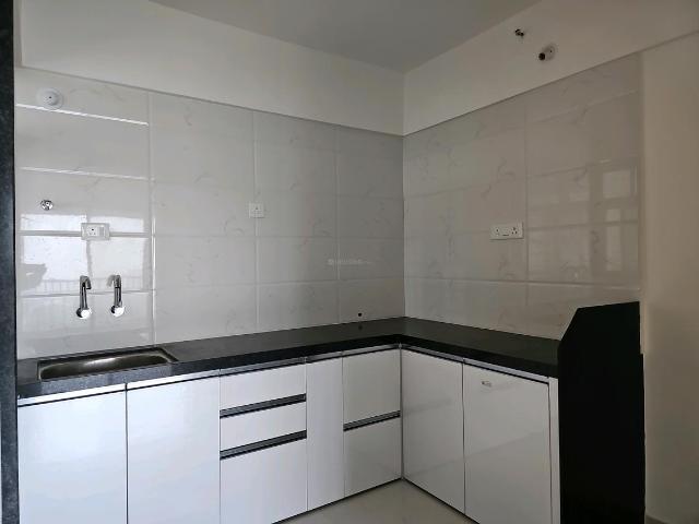 2.5 BHK Apartment in Mundhwa for rent Pune. The reference number is 18271770