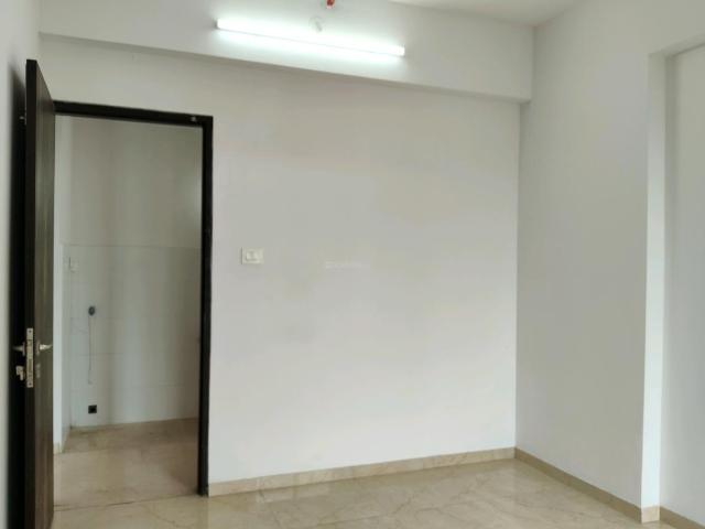 2.5 BHK Apartment in Mulund West for rent Mumbai. The reference number is 16612384