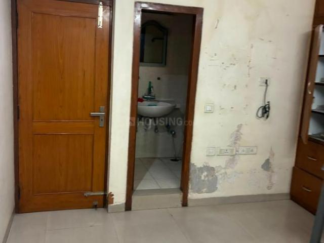 2.5 BHK Apartment in Naraina for resale New Delhi. The reference number is 20572766