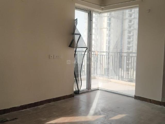 2.5 BHK Apartment in Noida Extension for rent Greater Noida. The reference number is 18118129