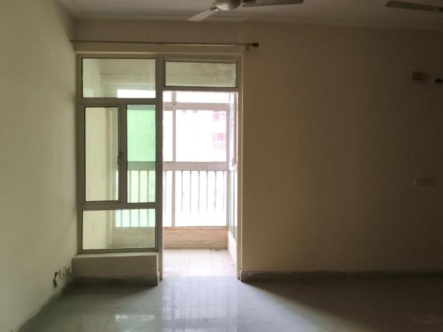 2.5 BHK Apartment in Noida Extension for rent Greater Noida. The reference number is 18937226