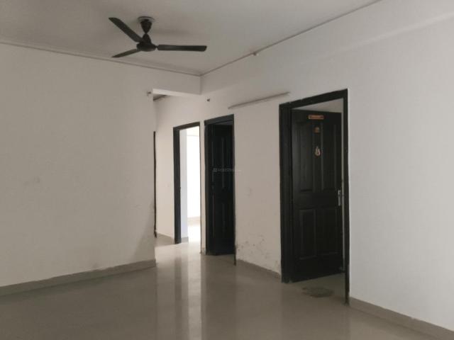 2.5 BHK Apartment in Noida Extension for rent Greater Noida. The reference number is 19140337