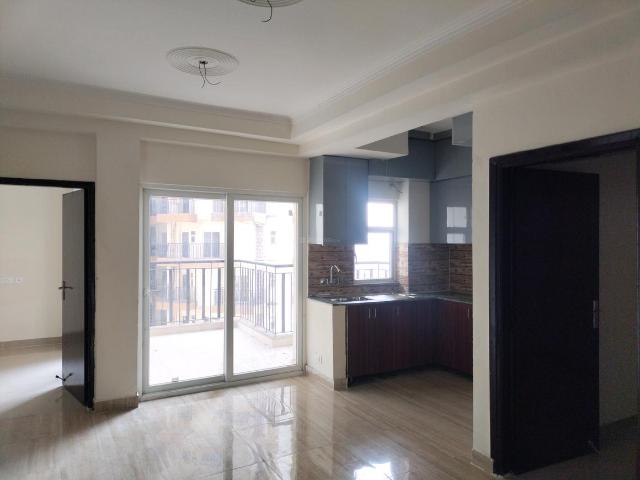 2.5 BHK Apartment in Noida Extension for rent Greater Noida. The reference number is 19556173