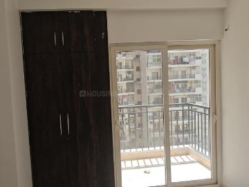 2.5 BHK Apartment in Noida Extension for rent Greater Noida. The reference number is 19985076