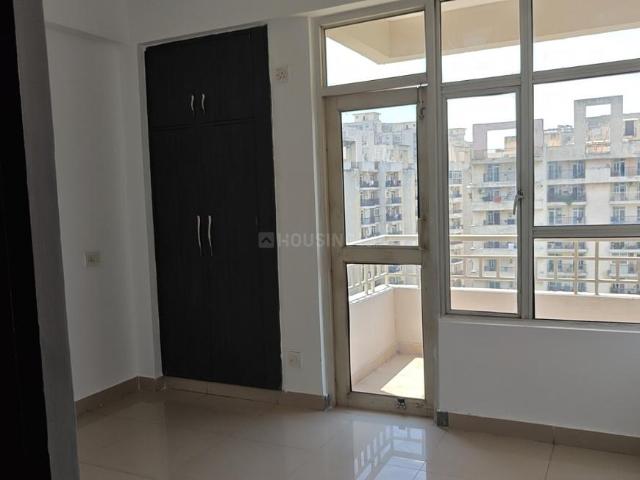 2.5 BHK Apartment in Noida Extension for rent Greater Noida. The reference number is 20042748
