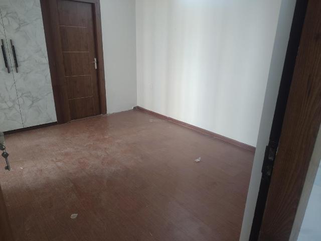 2.5 BHK Apartment in Noida Extension for rent Greater Noida. The reference number is 20013260