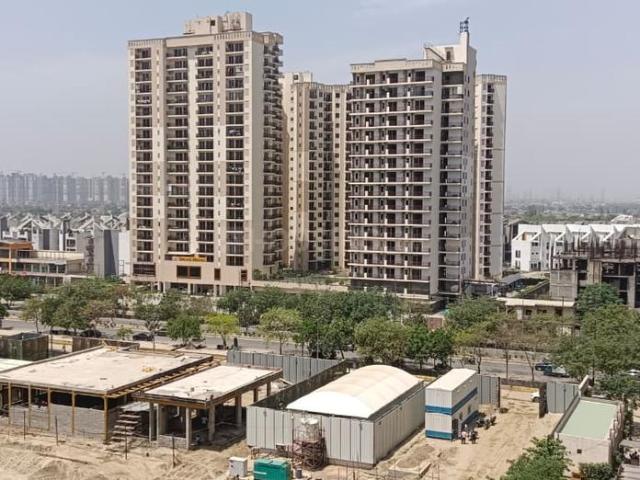 2.5 BHK Apartment in Noida Extension for rent Greater Noida. The reference number is 20025728