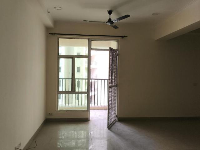2.5 BHK Apartment in Noida Extension for rent Greater Noida. The reference number is 20360082