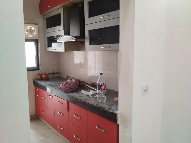 2.5 BHK Apartment in Noida Extension for rent Greater Noida. The reference number is 20576666