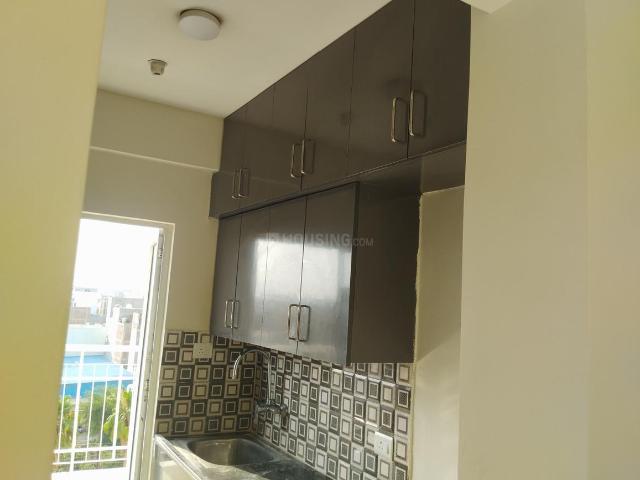 2.5 BHK Apartment in Noida Extension for rent Greater Noida. The reference number is 20585081
