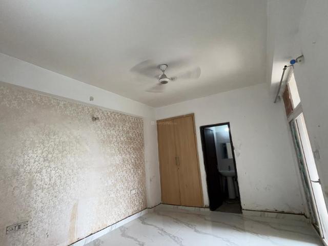 2.5 BHK Apartment in Noida Extension for rent Greater Noida. The reference number is 20608820