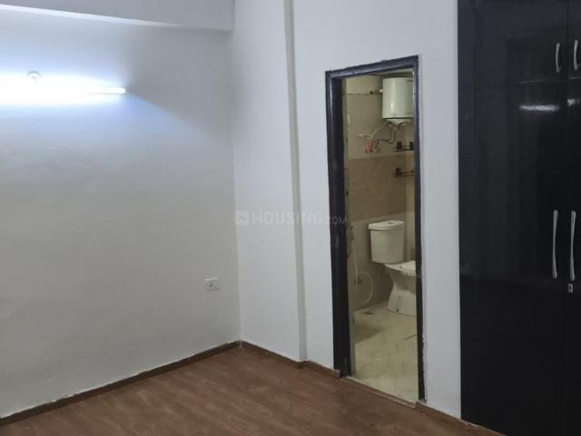 2.5 BHK Apartment in Noida Extension for rent Greater Noida. The reference number is 20748342
