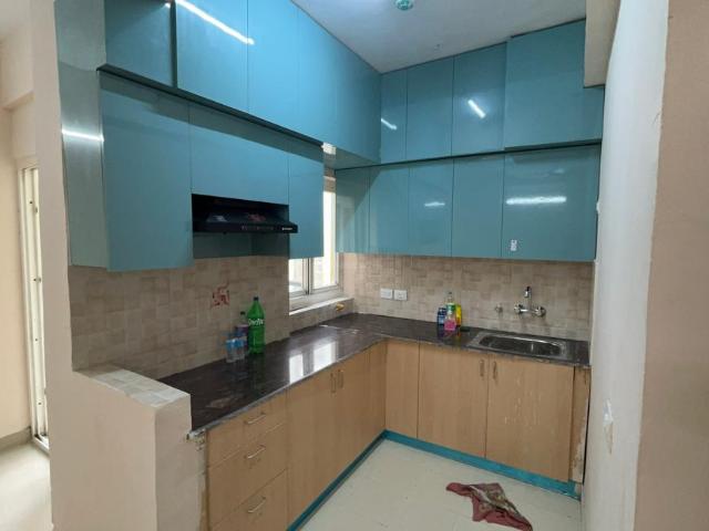 2.5 BHK Apartment in Noida Extension for rent Greater Noida. The reference number is 21169167