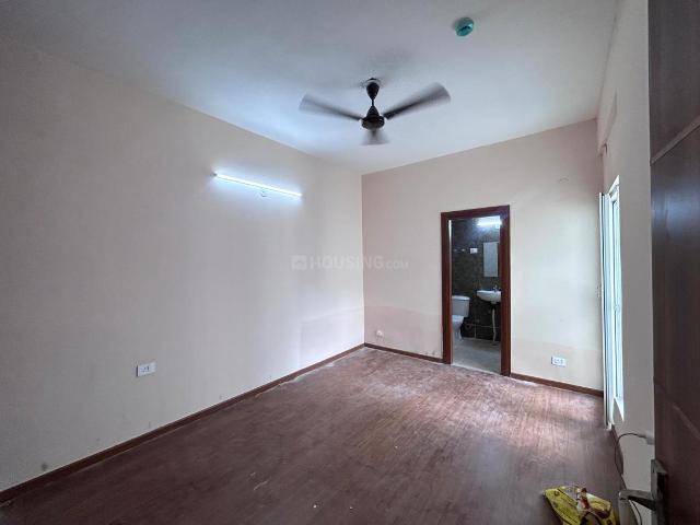 2.5 BHK Apartment in Noida Extension for rent Greater Noida. The reference number is 21114684