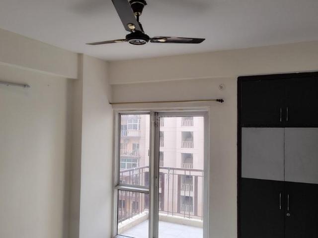 2.5 BHK Apartment in Noida Extension for rent Greater Noida. The reference number is 21135644