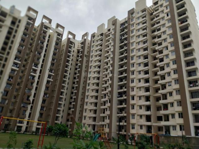 2.5 BHK Apartment in Noida Extension for rent Greater Noida. The reference number is 21244552