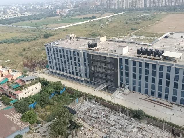 2.5 BHK Apartment in Noida Extension for rent Greater Noida. The reference number is 21247904