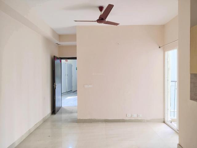 2.5 BHK Apartment in Noida Extension for rent Greater Noida. The reference number is 21294597