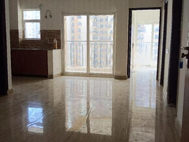 2.5 BHK Apartment in Noida Extension for rent Greater Noida. The reference number is 21295501