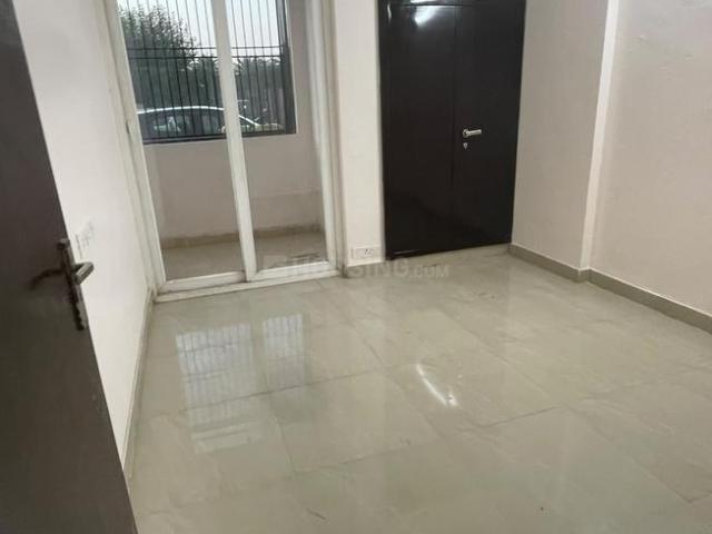 2.5 BHK Apartment in Noida Extension for rent Greater Noida. The reference number is 21369684