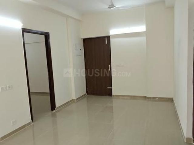 2.5 BHK Apartment in Noida Extension for rent Greater Noida. The reference number is 21371357