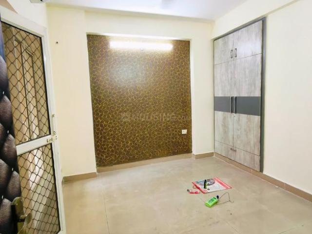 2.5 BHK Apartment in Noida Extension for rent Greater Noida. The reference number is 21324906