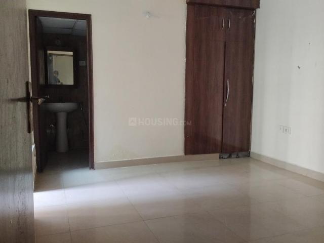 2.5 BHK Apartment in Noida Extension for rent Greater Noida. The reference number is 21329540