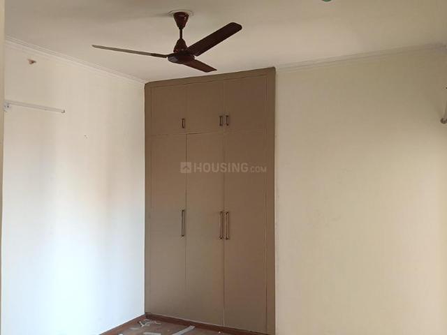 2.5 BHK Apartment in Noida Extension for rent Greater Noida. The reference number is 21329751