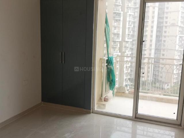 2.5 BHK Apartment in Noida Extension for resale Greater Noida. The reference number is 21051474