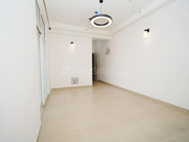 2.5 BHK Apartment in Noida Extension for resale Greater Noida. The reference number is 21075127