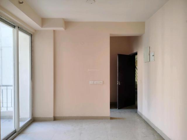 2.5 BHK Apartment in Noida Extension for resale Greater Noida. The reference number is 21165986