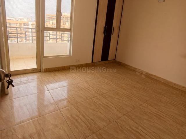 2.5 BHK Apartment in Noida Extension for resale Greater Noida. The reference number is 21178766