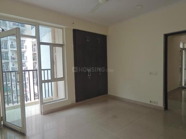 2.5 BHK Apartment in Noida Extension for resale Greater Noida. The reference number is 21233466