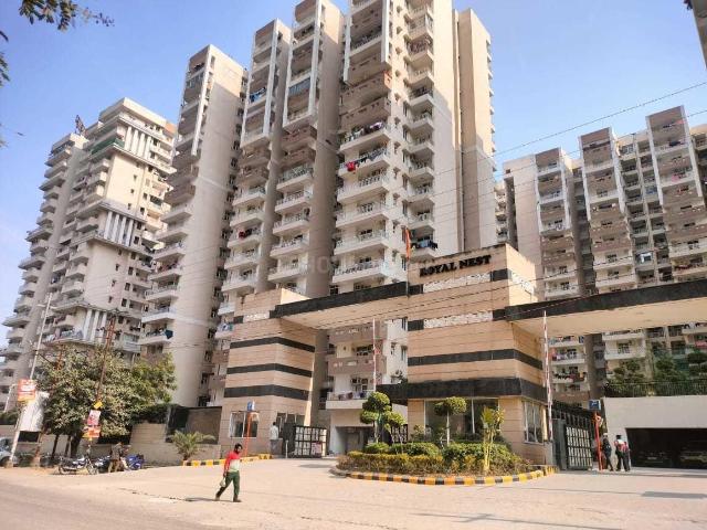 2.5 BHK Apartment in Noida Extension for resale Greater Noida. The reference number is 21308459