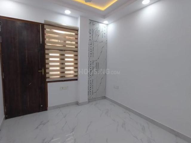 2.5 BHK Apartment in Paschim Vihar for rent New Delhi. The reference number is 20986074